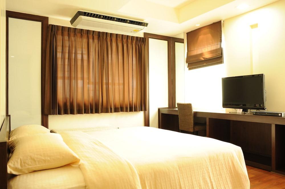 Bkk Home 24 Boutique Hotel Bangkok Exterior photo